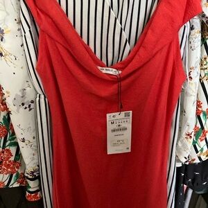 Zara red dress 💃